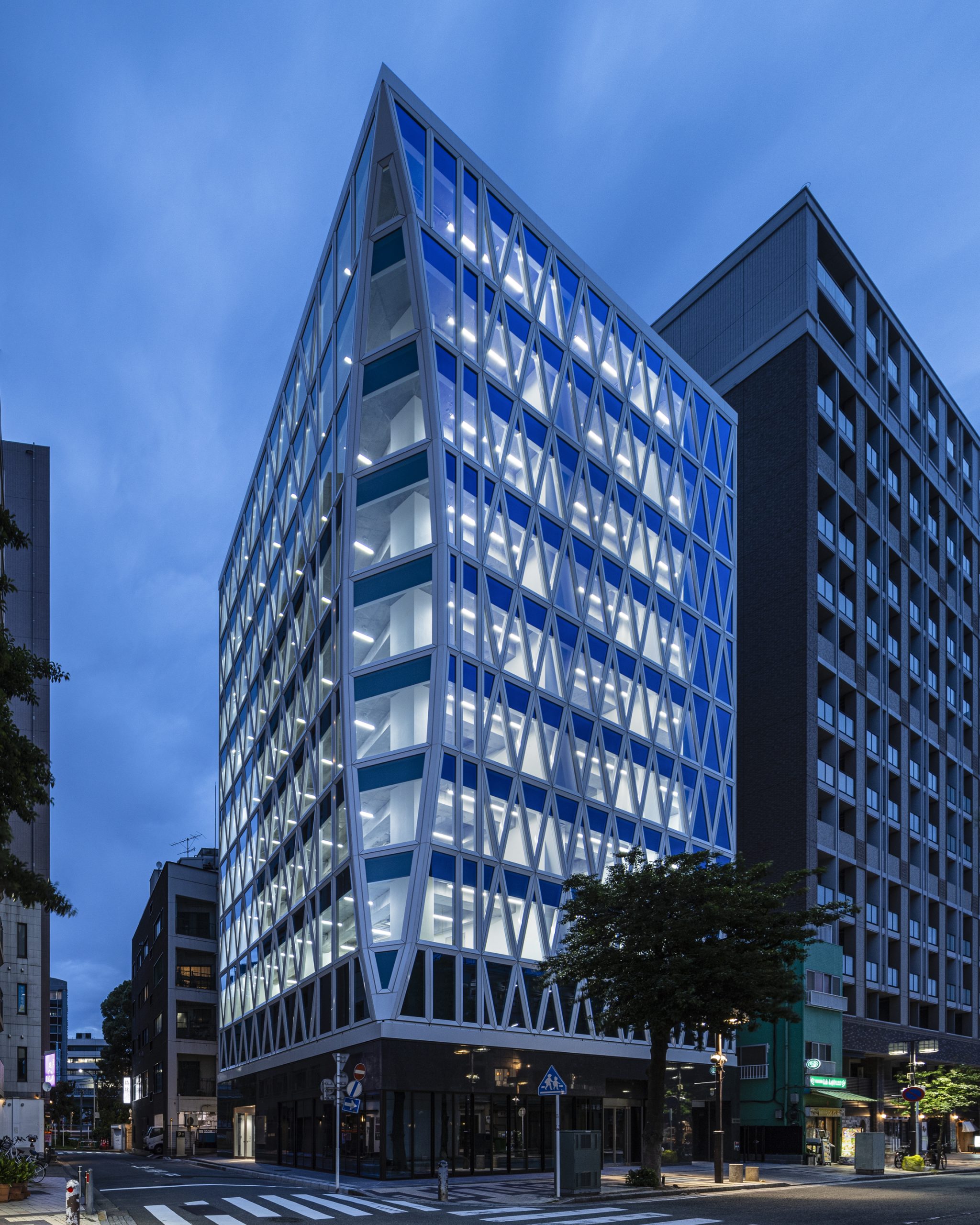 株式会社後藤横浜事務所のロゴ。タクエー吉田町PJにて、サイエンス構造が国土交通省大臣認定コンサルティングを担い、共に高度な建築構造を実現した横浜の実力派構造設計パートナー